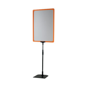 BMTT A3 com moldura plástica laranja. 1 conjunto.