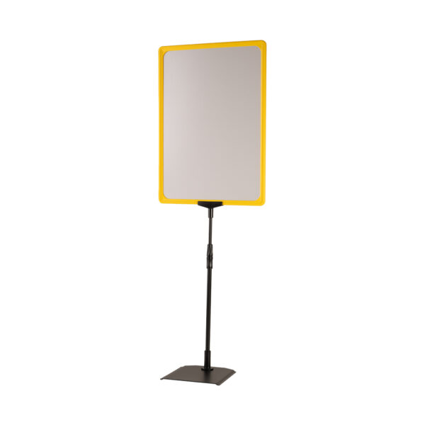 BMTT A3 com moldura plástica amarela. 1 conjunto.