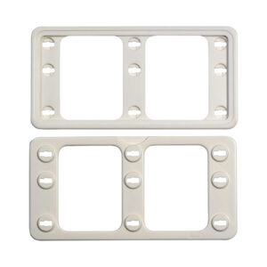 Moldura plástica branca para prateleira 210x99m